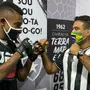 Kalou recebe lutador Herbert Burns no Botafogo: &#8216;Futuro campeão do UFC&#8217;