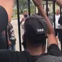 VÍDEO: Autuori, Pedro Raul e Barrandeguy são principais alvos de protesto; VP do Botafogo e Victor Luis conversam com torcedores