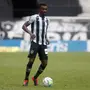 Botafogo: comentarista vê Kalou como jogador para entrar no segundo tempo