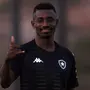 Kalou, Éber Bessa e Rentería voltam a ficar à disposição no Botafogo