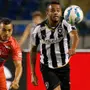 Justiça condena Botafogo a pagar R$ 500 mil ao lateral-esquerdo Pedro Rosa