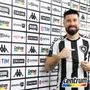 De ‘coração alegre’, Ricardinho é apresentado pelo Botafogo e espera repetir trajetória do Ceará
