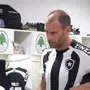 VÍDEO | Bastidores da virada do Botafogo mostram liderança de Carli e Gilvan e lições de Chamusca