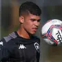 De saída: Botafogo não tem interesse na renovação de meia Cesinha
