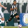 Botafogo: Valladolid, clube de Ronaldo, e Vitória de Guimarães fazem consulta por Ênio