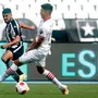 Comentarista vê Bangu melhor que o Botafogo em parte do jogo e compreende Enderson: &#8216;Transição para SAF ainda não teve tempo de chegar ao campo&#8217;