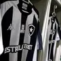 FOTOS: Botafogo divulga como ficará a marca da Bitci no uniforme