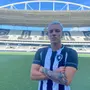 Mais três jogadores do Botafogo B acertam permanência para o Carioca-2023