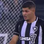Erison é o único a falar na zona mista do Botafogo e dá razão às vaias da torcida: ‘Eles têm o direito de nos cobrar’