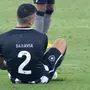 Saravia sente desconforto muscular no aquecimento e é cortado do banco do Botafogo contra o São Paulo