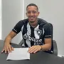 Caio Vitor assina contrato com o Botafogo e festeja acerto: &#8216;Que seja um ciclo de muitas alegrias&#8217;