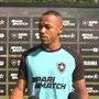 Marlon Freitas, do Botafogo, cobra punição após casos de racismo na Espanha com Vinicius Junior: &#8216;É preciso tomarem atitude bem severa&#8217;
