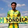 Emprestado pelo Botafogo, Lucas Mezenga é anunciado pelo Tondela e cita referência de Philipe Sampaio