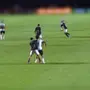 Programa levanta dúvida sobre VAR de Vasco x Botafogo por soco de Medel em Diego Costa: ‘O lance não ter sido avaliado é um mistério’