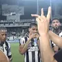 Campeão pelo Botafogo vê esquema com três zagueiros com prazo de validade, pede mais um meia e faz apelo à torcida: ‘Tem que voltar a acreditar’