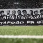 Coletivo abre votação para eternizar dois campeões de 2024 no bandeirão de ídolos do Botafogo