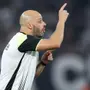 Franclim Carvalho analisa estreias no Botafogo e pontua sobre falta de entrosamento: ‘Vitinho teve cinco treinos conosco’