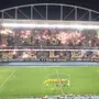Fogo neles! Torcida do Botafogo faz bonito mosaico para jogo contra o Peñarol na Libertadores; veja vídeos