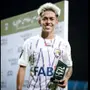 Emprestado pelo Botafogo, Segovinha faz gol e recebe troféu de melhor em campo pelo Al Ain
