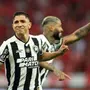 BOTAFOGO VENCE INTERNACIONAL NO BEIRA-RIO E FICA A UM EMPATE DO TRICAMPEONATO BRASILEIRO