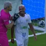 Nevou! Marlon Freitas, do Botafogo, aparece com novo visual em jogo beneficente promovido pelo SporTV