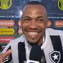 Capitão multicampeão pelo Botafogo, Marlon Freitas se emociona e desabafa: ‘Carreguei uma cicatriz por 12 meses’