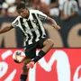Yarlen pode ganhar a vaga de Carlos Alberto no Botafogo contra a Portuguesa; veja provável escalação