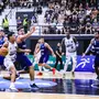 Botafogo sucumbe no fim e perde para o lanterna Fortaleza Basquete Cearense no NBB