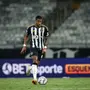 Canal diz que Júnior Santos &#8216;veio com certo desequilíbrio muscular do Botafogo&#8217;; atacante do Atlético-MG tem ruptura parcial do tendão de Aquiles e volta em até 60 dias