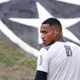 Negociação do Botafogo com o goleiro John é para estender contrato por mais um ano