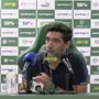 Abel Ferreira diz que só há um gramado top no Brasil e refuta levar &#8216;vantagem&#8217; no sintético: &#8216;Palmeiras e Botafogo foram campeões como melhores visitantes&#8217;