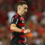 Jogadores de Flamengo e Vasco sentem problemas físicos no Maracanã, e Léo Ortiz reclama do sintético do Botafogo: ‘Passei dois dias depois com dor’