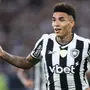 Botafogo é o clube do Brasil que mais arrecadou com venda de jogadores na primeira metade de 2025