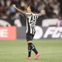 Gregore acalma Jair após expulsão no Botafogo: &#8216;Falei para ele que aconteceu comigo numa final. É assim que vai se fortalecendo o grupo&#8217;