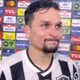 Decisivo, Artur brilha e exalta festa da torcida do Botafogo: ‘Mais uma noite de futebol que vai ficar marcada para toda nossa vida’
