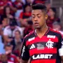 Bruno Henrique, do Flamengo, é denunciado por estelionato e fraude esportiva; MP quer R$ 2 milhões por danos morais coletivos