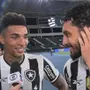 Igor Jesus brinca com Alex Telles após debate sobre quem bateria pênalti: ‘Ele já está com a vida feita’
