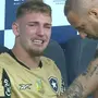 Mais um problema no Botafogo: Léo Linck recebe pancada no ombro contra o Capital-DF e sai chorando de campo
