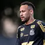 Neymar treina no campo e pode ser titular no Santos contra o Botafogo; veja provável escalação
