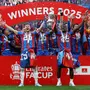Uefa adia decisão sobre Crystal Palace e Lyon na Liga Europa por pertencerem à mesma holding