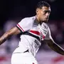 Botafogo negocia contratação de Ruan Tressoldi, zagueiro que está emprestado ao São Paulo
