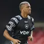 Fulham e Brighton fazem sondagem por Danilo, volante do Botafogo