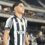 De férias, Savarino, do Botafogo, não negocia com nenhum clube no momento