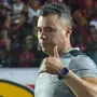 Jair Ventura valoriza empate do Vitória e exalta qualidade do Botafogo: ‘Ninguém ganha menos que R$ 1 milhão ali’