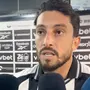Alex Telles pede mais respeito ao elenco do Botafogo e fala de goleada sobre o Cruzeiro: ‘Surpreendeu muito mais vocês do que a gente’