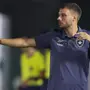 Martín Anselmi destaca atuação dos jovens do Botafogo: ‘Vitória especial. Esses meninos nos ensinaram o caminho para ganhar’