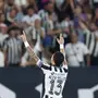 Alex Telles celebra adaptação à nova função no Botafogo e não foca só na Libertadores: &#8216;Queremos ganhar essa Taça Rio&#8217;