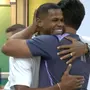 Elenco do Botafogo celebra volta de Júnior Santos, e Marçal diz: 'É um jogador que eu adoro, amo de paixão'