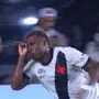 Ex-Botafogo, Cuiabano faz primeiro gol pelo Vasco diante do Palmeiras; Marlon Freitas falha duas vezes